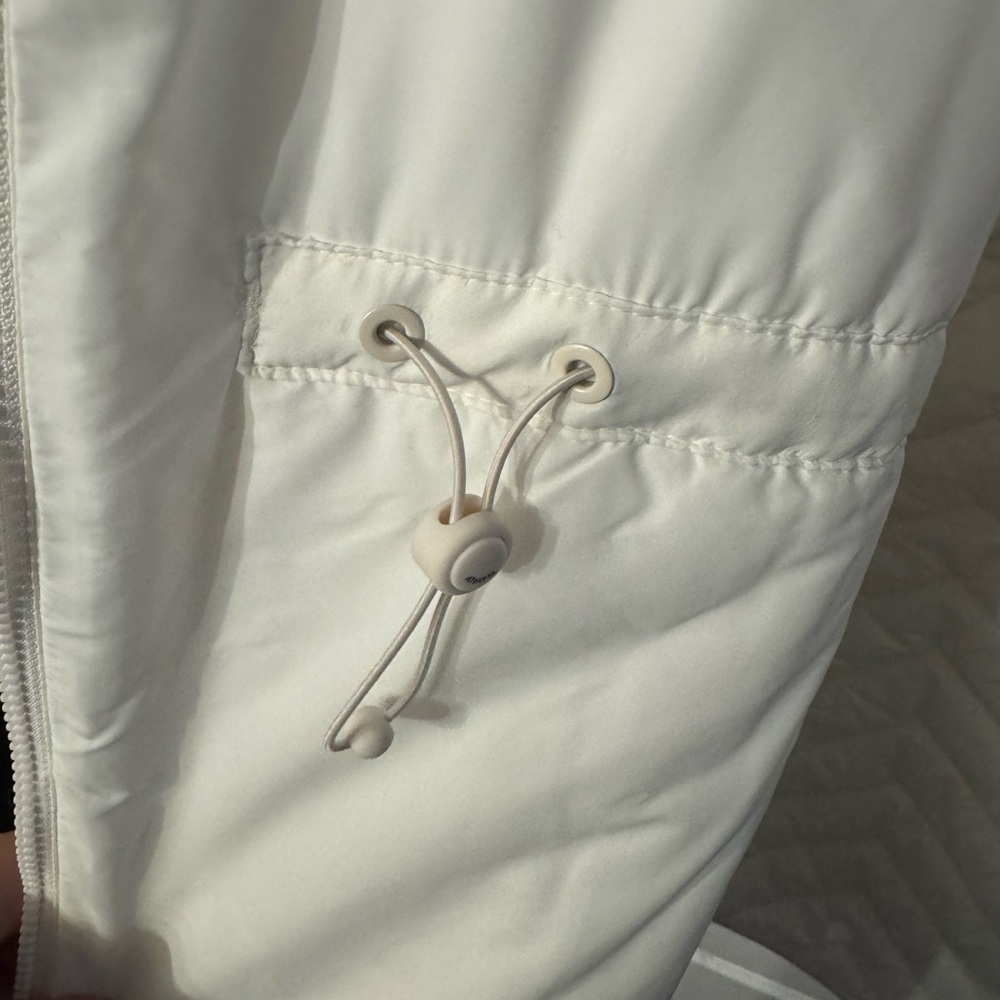 EUC Athleta jacket - Picture 4 of 5